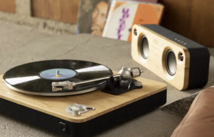 Best Record Players with Bluetooth