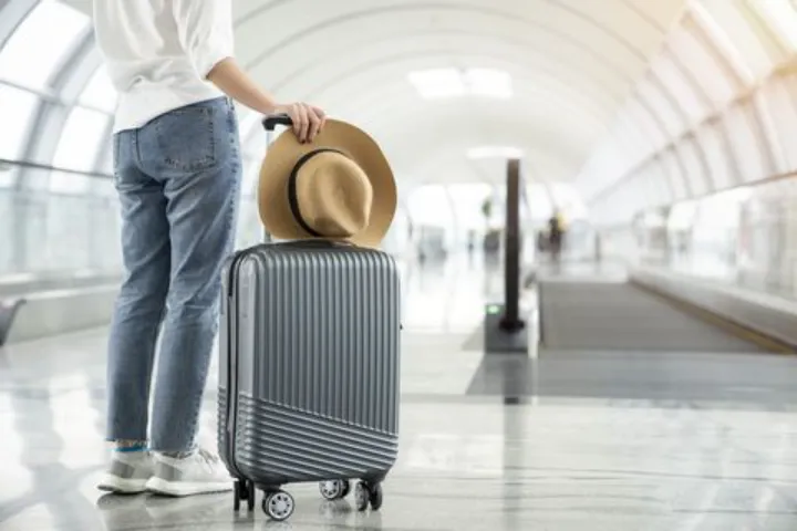 travel essentials for men