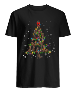 Chesapeake Bay Retriever Christmas Tree T-Shirt
