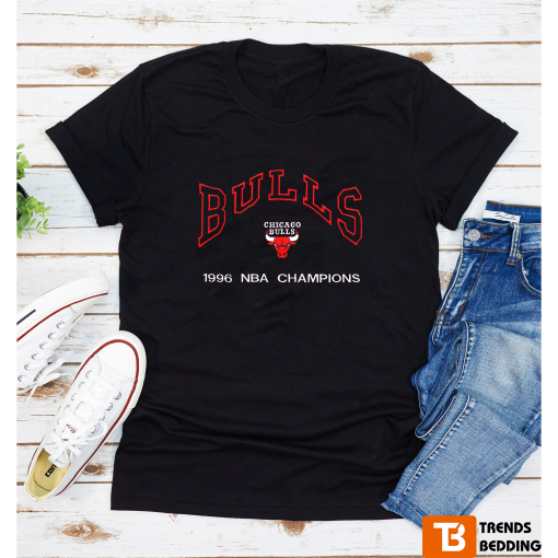 Chicago Bulls 1996 NBA Champions Vintage Embroidered T-Shirt