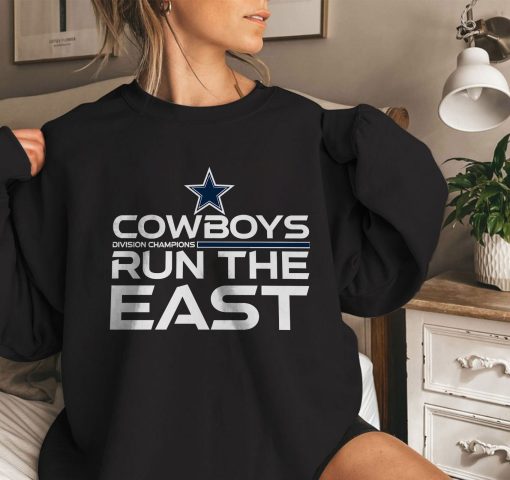 Cowboys Division Champions Run The East Unisex Sweatshirt