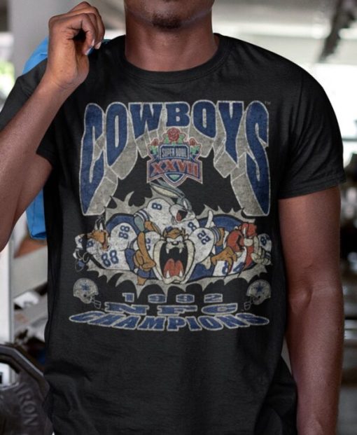 Dallas Cowboys Design Retro Style Football Fan T-shirt
