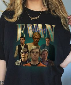 Evan Peters 90’s Vintage Retro Design Unisex T-Shirt