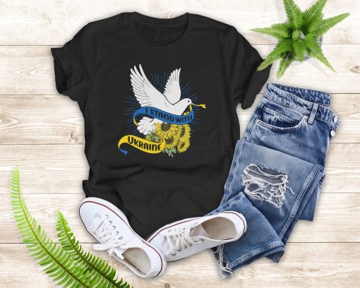 I Stand With Ukraine Peace Dove And Sunflowers Sweatshirt