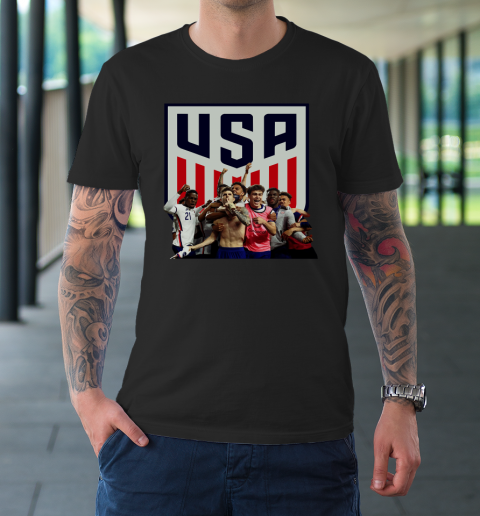 USA Soccer Christian Pulisic Celebration T-Shirt