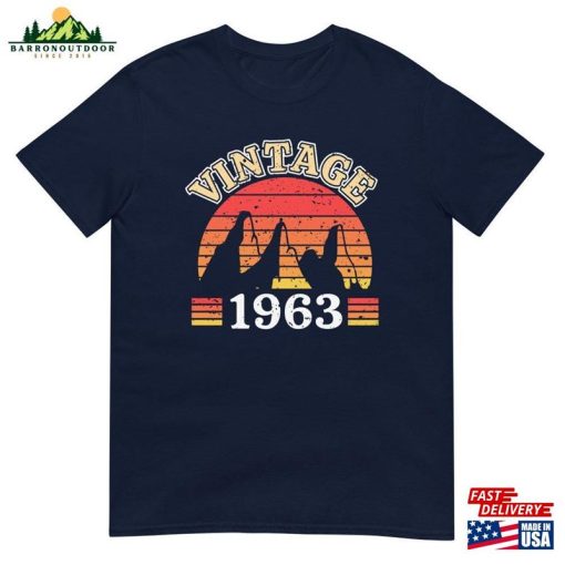 60Th Birthday T-Shirt – 1963 Vintage Mountains Hiking Funny Happy Party Shirt For Men Hoodie