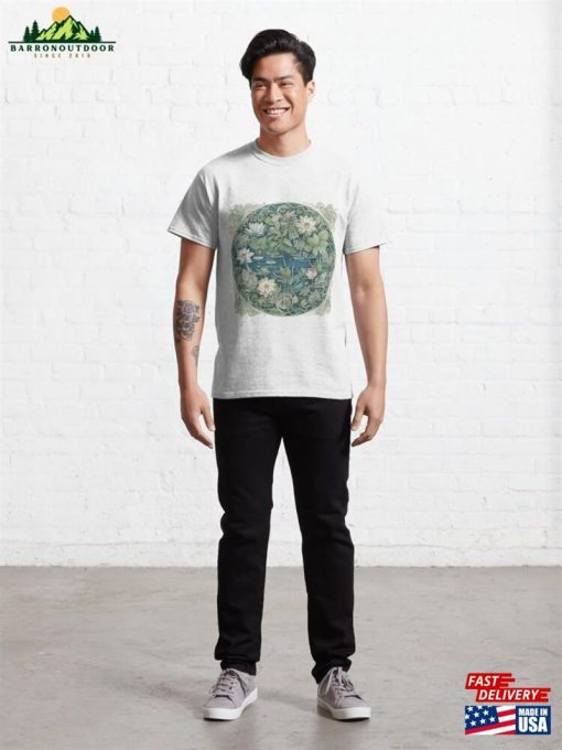 A Mandala Style Drawing Of Aquatic Plants 02 Classic T-Shirt Sweatshirt