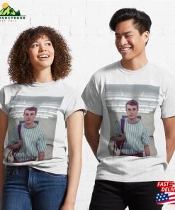 Aftersun Walk Scene Classic T-Shirt Sweatshirt