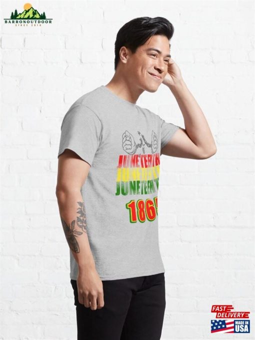 Broken Chains Juneteenth Holiday T Shirt Classic T-Shirt Hoodie