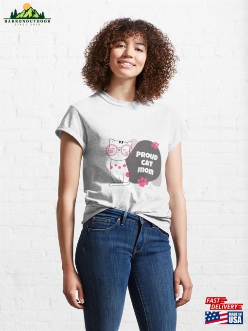 Cat Mom Simple Classic T-Shirt Unisex