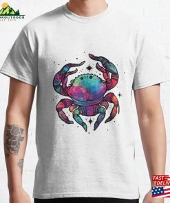 Cosmic Crab Embrace The Power Of Cancer Zodiac Classic T-Shirt Hoodie