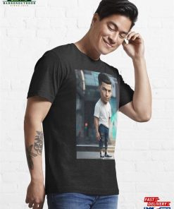 Cristiano Ronaldo Illustration Poster Essential T-Shirt Hoodie 3 Cristiano Ronaldo Illustration Poster Essential T Shirt Hoodie 4