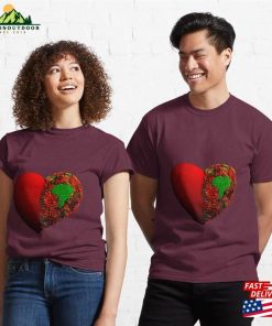 Earth Heart Classic T-Shirt Sweatshirt