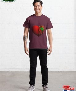 Earth Heart Classic T Shirt Sweatshirt 3