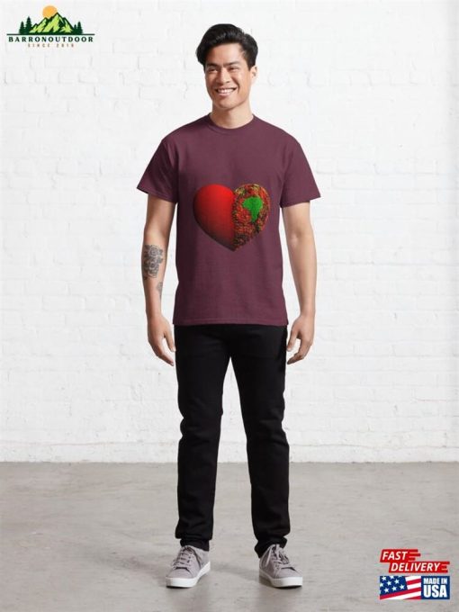 Earth Heart Classic T-Shirt Sweatshirt