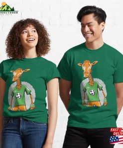 Funny Giraffe Football Player Classic T-Shirt Hoodie
