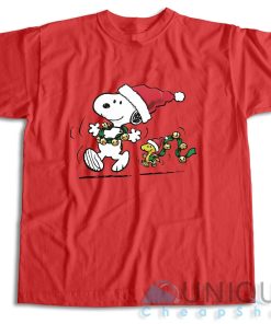 Get Now! Charlie and the Snoopy Christmas T-Shirt Size S-3XL
