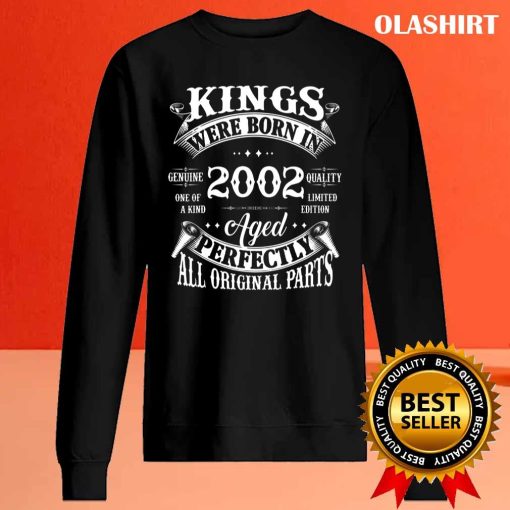 Mens 20th Birthday Gift Vintage Kings Born In 2002 T-shirt