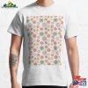 Quot Retro Vanilla Floral Delight Seamless Flower Pattern T-Shirt Hoodie