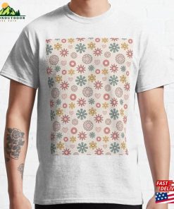 Quot Retro Vanilla Floral Delight Seamless Flower Pattern T-Shirt Hoodie