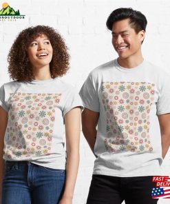 Quot Retro Vanilla Floral Delight Seamless Flower Pattern T-Shirt Hoodie