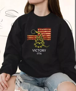 Betsy Ross Flag American Victory 1776 Holiday Sweatshirt