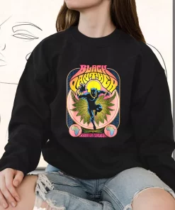 Black Panther Vintage 70’s Sweatshirt Outfit