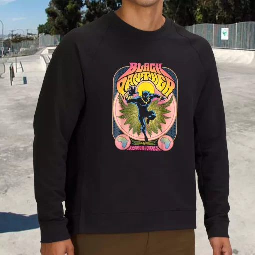 Black Panther Vintage 70’s Sweatshirt Outfit