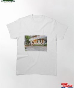 Key West Resorts Classic T-Shirt Unisex