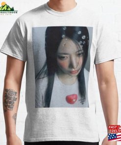 Le Sserafim Sakura Unforgiven Classic T-Shirt Hoodie Le Sserafim Sakura Unforgiven Classic T-Shirt Hoodie