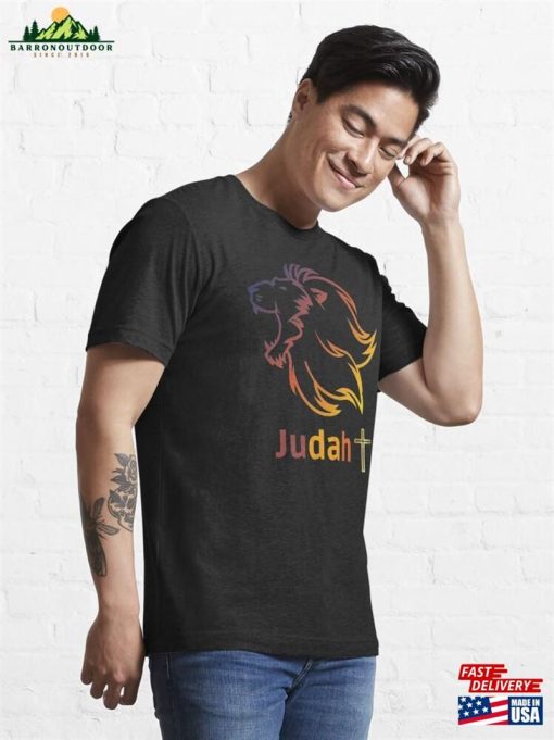 Lion Of Judah Essential T-Shirt Sweatshirt Hoodie