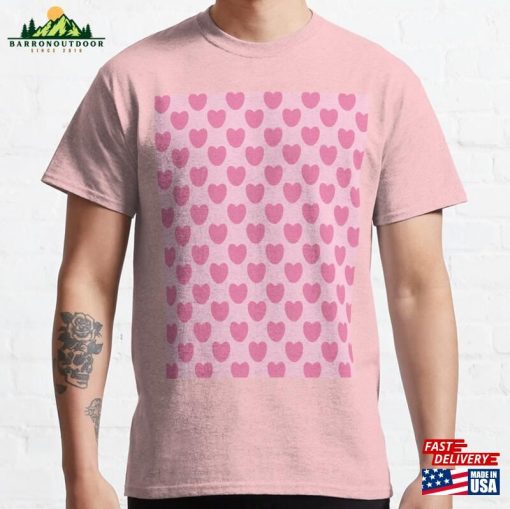 Lovely Pink Heart Seamless Pattern Classic T-Shirt Sweatshirt