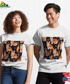 Miaw Cat Lovers Pattern Of Cute Cats Classic T-Shirt Hoodie