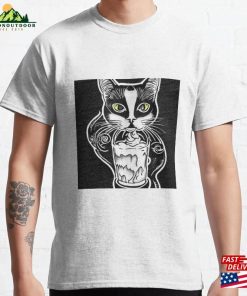 One Black Cat And Milkshake Classic T-Shirt Sweatshirt One Black Cat And Milkshake Classic T-Shirt Sweatshirt