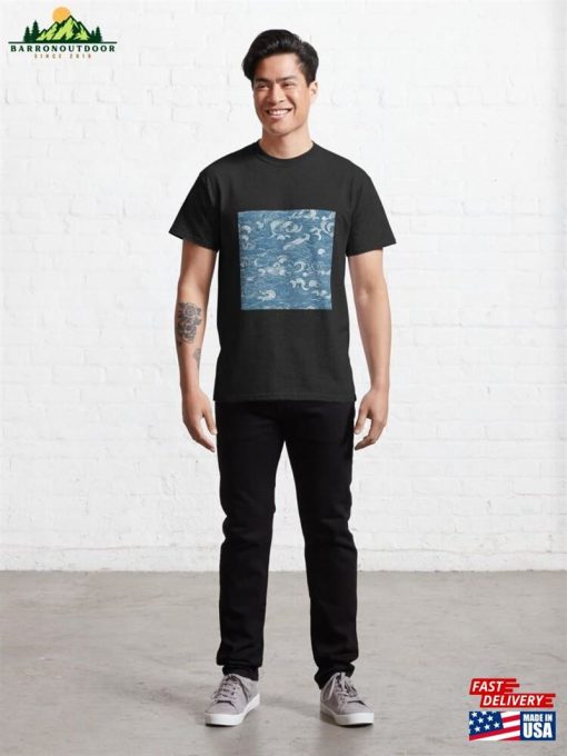 Oriental Japanese Waves Classic T-Shirt