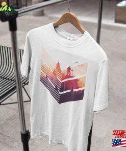 Outdoor Gift Men Colorful Hiking T-Shirt Unisex Classic Sweatshirt