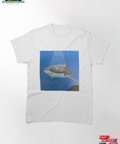 Realistic Shark Classic T-Shirt Sweatshirt