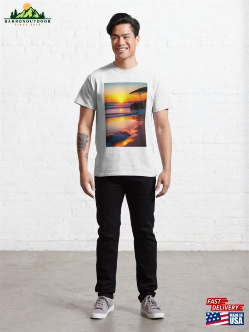 Santa Monica Beach Sunset Classic T-Shirt Unisex