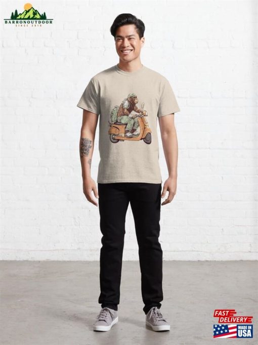 Scooter Rider Ape Classic T-Shirt Unisex