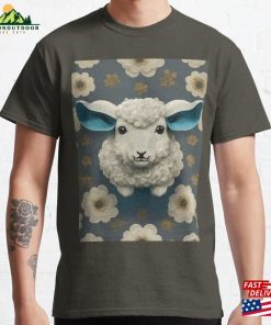 Sheep Motif Classic T-Shirt Hoodie Sheep Motif Classic T-Shirt Hoodie