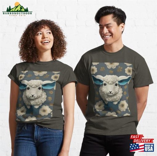 Sheep Motif Classic T-Shirt Hoodie