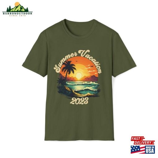 Summer Vacation 2023 T-Shirt Tropical Family Shirt Sweatshirt