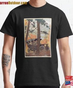 Vintage Car Adventure Driving Early 4 Wding Classic T-Shirt Unisex