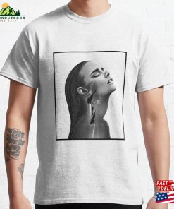 Woman Art Classic T-Shirt Unisex Sweatshirt