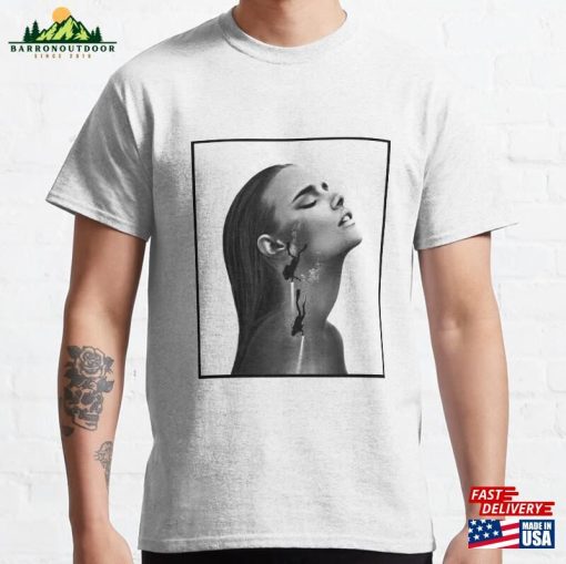 Woman Art Classic T-Shirt Unisex Sweatshirt