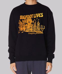 Classic Graphic Arkansas Bigfoot Lives Hoodie