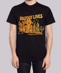 Classic Graphic Arkansas Bigfoot Lives Hoodie 2 Classic Graphic Arkansas Bigfoot Lives Hoodie 3