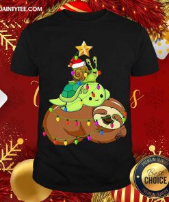Pretty Santa Snail Turtle Sloth Merry Christmas Tree Shirt