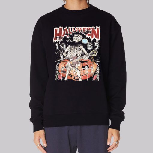 Skeleton 1985 Vintage Halloween Hoodie