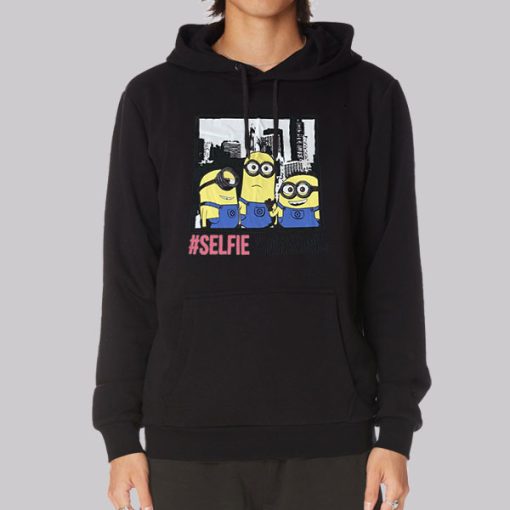 Vintage Graphic Selfie Minion Hoodie